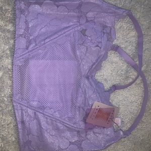 brand new Savage x Fenty bra (medium)